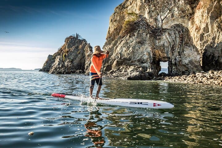 Regular or group stand up paddle classes