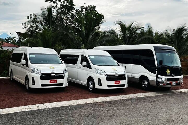 Shuttle from San Jose to La Fortuna