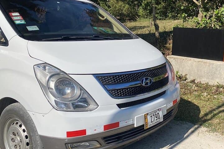 Shuttle Transfer from Monteverde to Tamarindo area