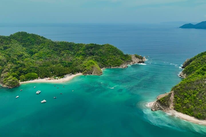ZumaTours Tortuga Island boat trips!