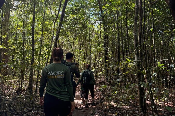 Drake Coastal Hiking Expedition