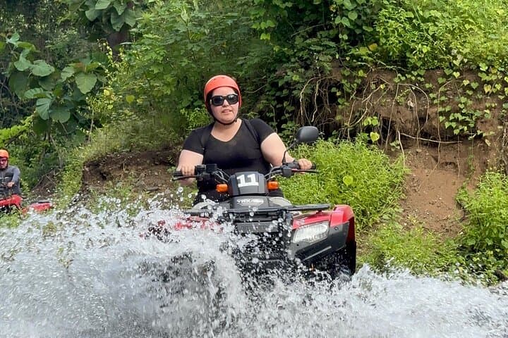 Costa Rica Nuevo Colon Shared 4WD Tour Experience