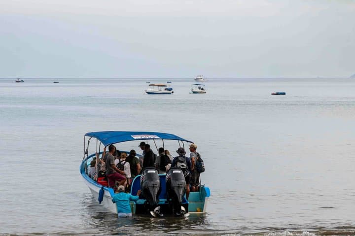 Shared Shuttle Santa Teresa to Manuel Antonio